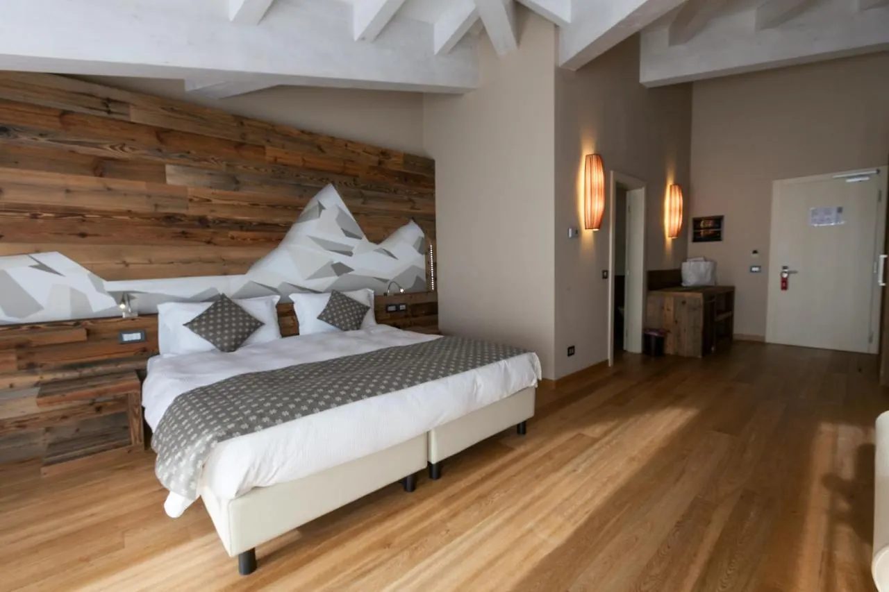 Hotel Delle Alpi Tonalepass
