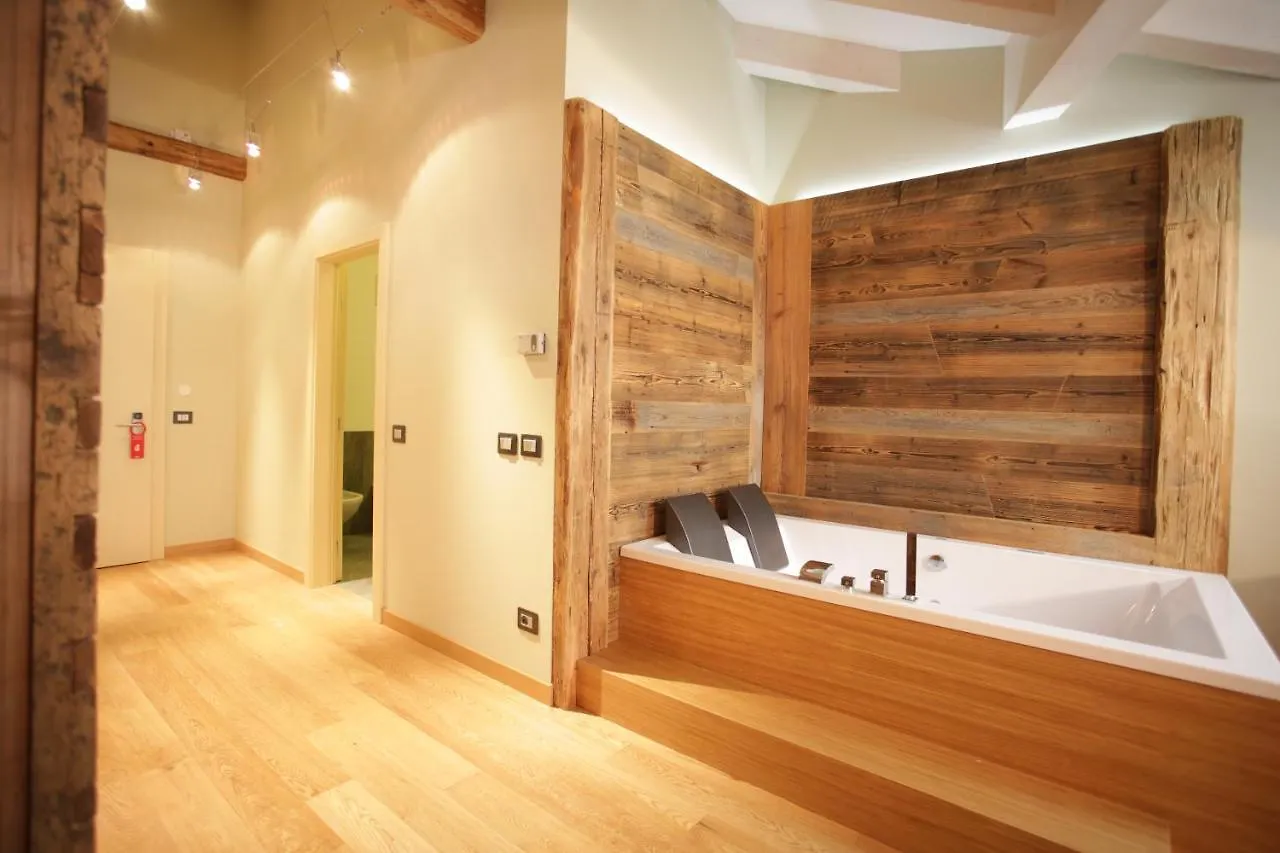 Hotel Delle Alpi Tonalepass 4*,