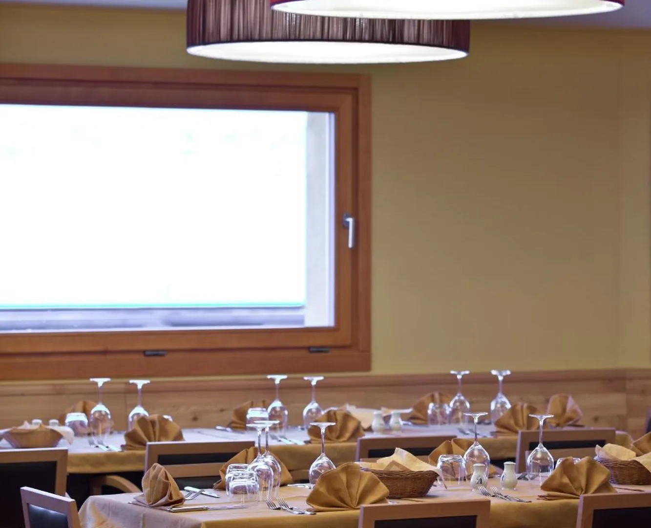 Hotel Delle Alpi Tonalepass 4*,
