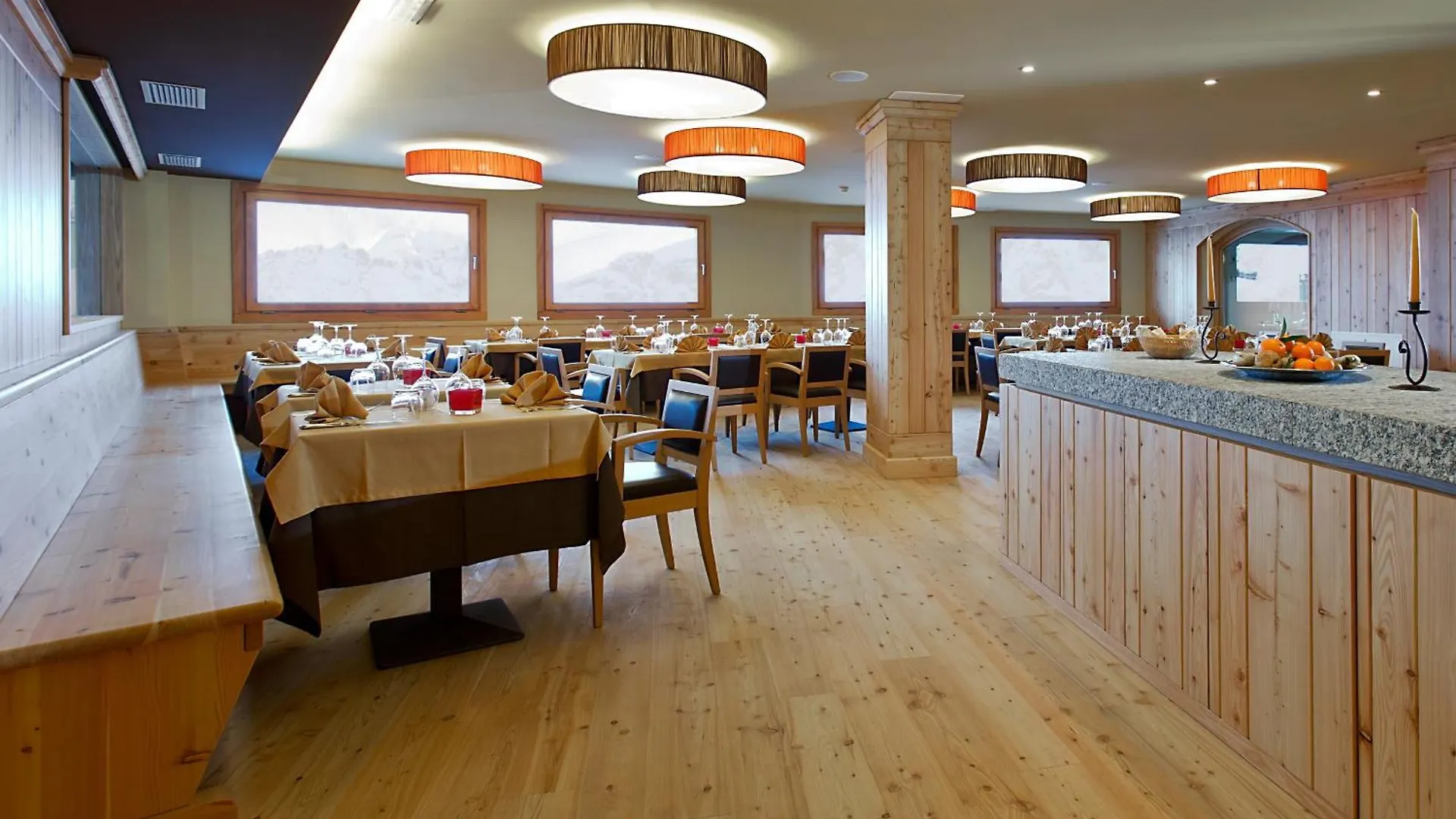 Hotel Delle Alpi Tonalepass 4*,  Italien